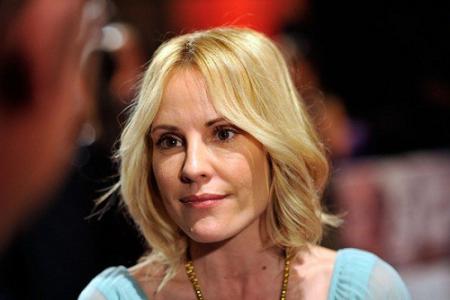 emma caulfield worth buffy biography zimbio actress