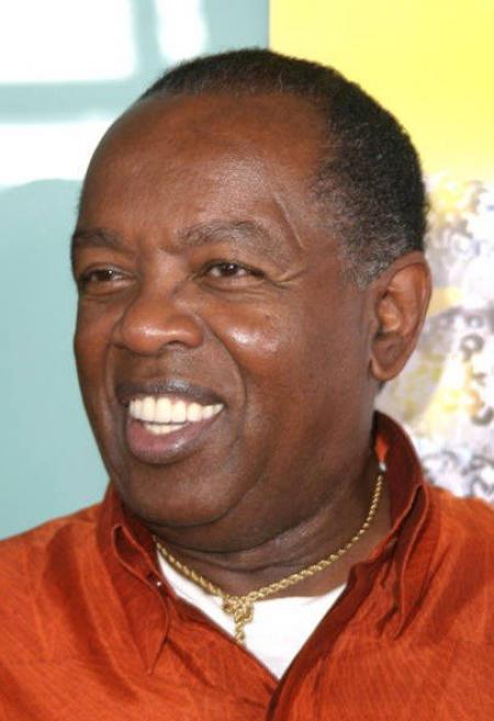 lou-rawls-net-worth-2022-hidden-facts-you-need-to-know